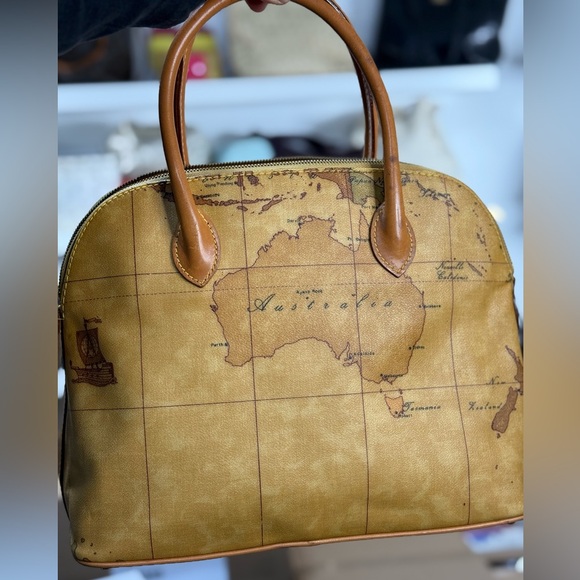 Alviero Martini Dome Bag - Picture 1 of 2